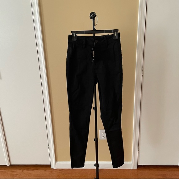 Fashion Nova Get You Alone Booty Lifter Skinny Jean in Black - Picture 4 of 6